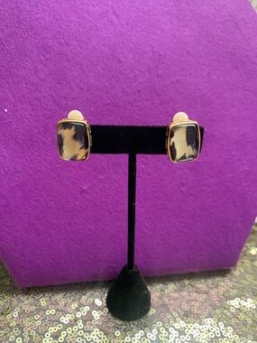Vintage Joan Rivers Gold-Tone leopard print Clip-On Earrings